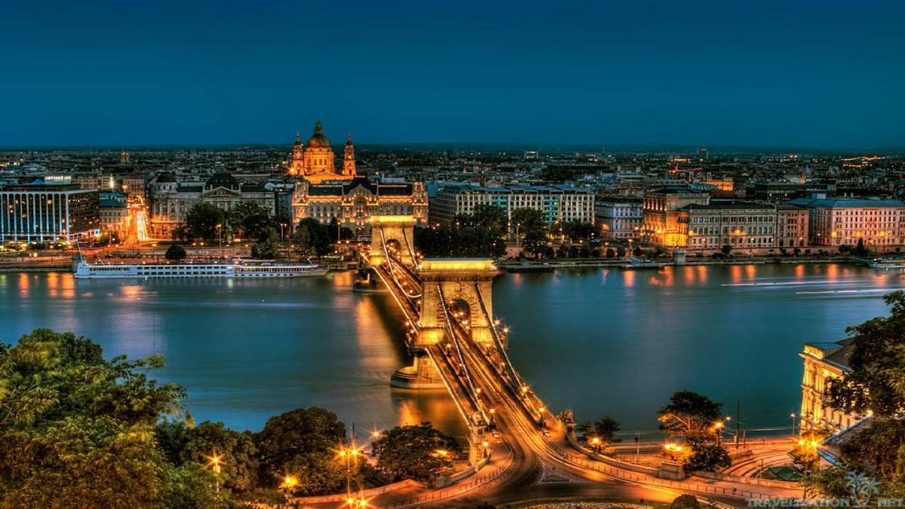 Ferjoe'S Home Apartman Budapest Esterno foto