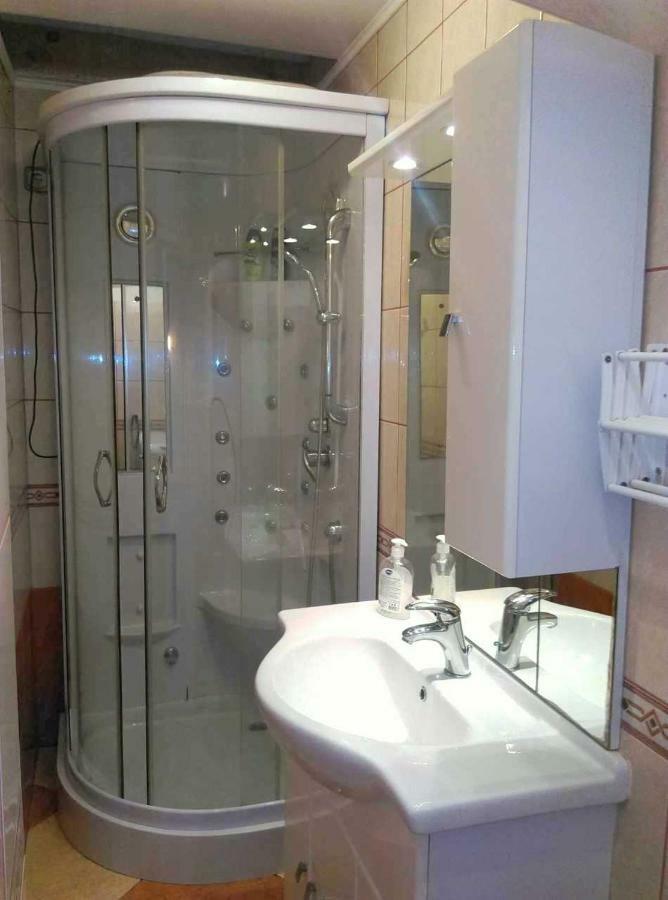 Ferjoe'S Home Apartman Budapest Esterno foto